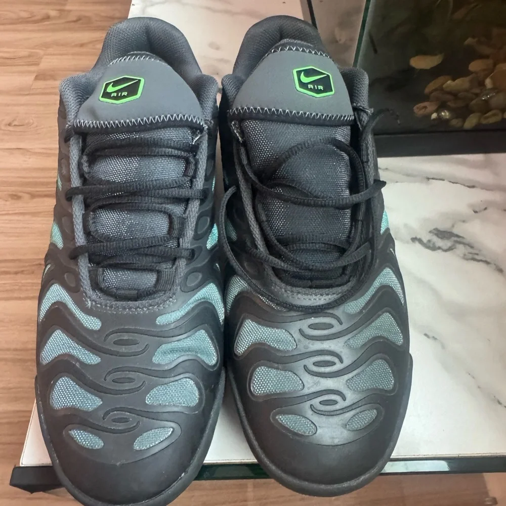 Nike Men’s Air Running Shoes — Gray with Mint Accents